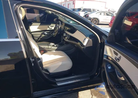 2020 Mercedes-Benz S 560 z USA, uszkodzony, nr VIN W1KUG8DB5LA551553